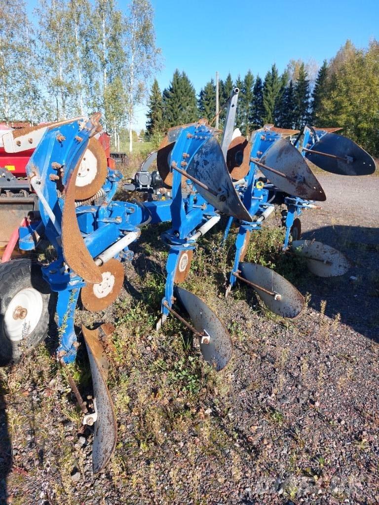 Överum CX 4975 teräs 雙向犁