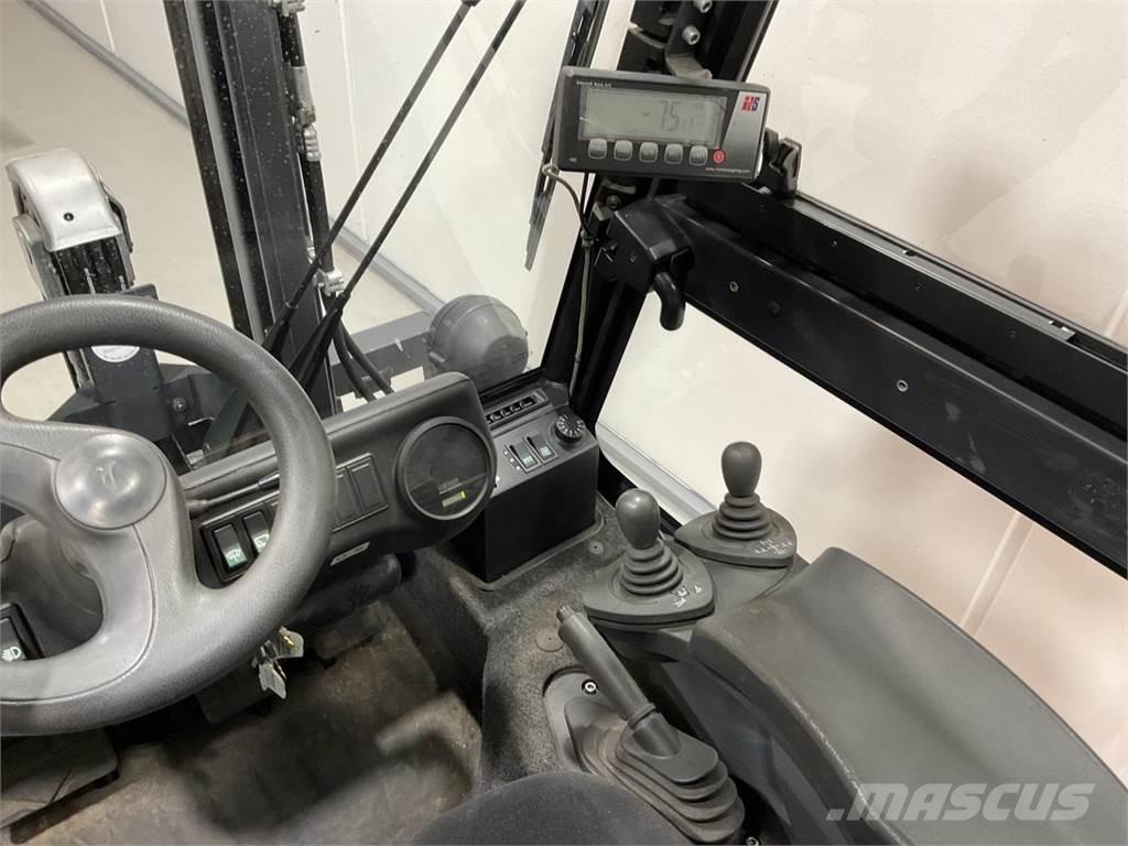 Linde E25P - 02 電動堆高機
