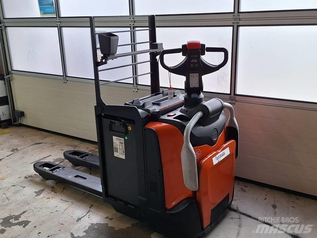 BT LPE220 低架升降機