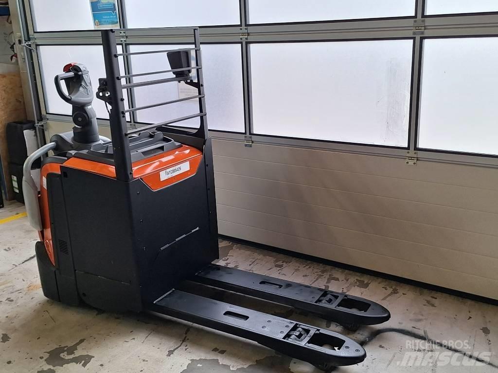 BT LPE220 低架升降機