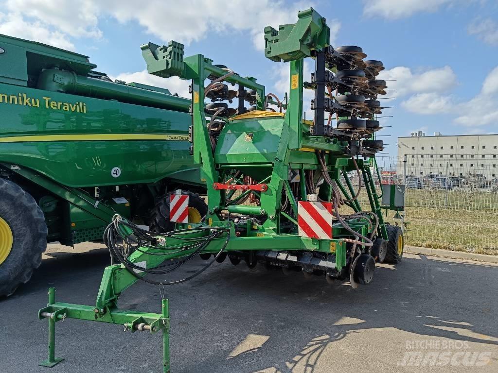 John Deere 750 A 鑽頭