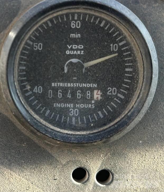 Bomag BW 213 D 單輪滾壓機