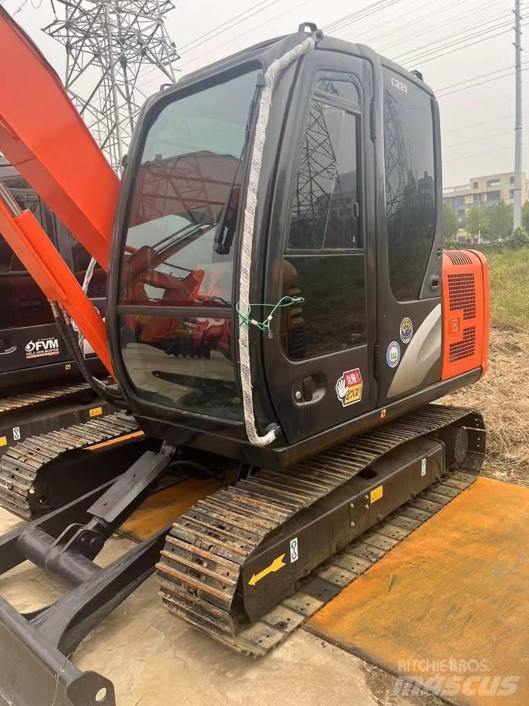 Hitachi Zaxis 60 小型挖土機/掘鑿機<7t(小型挖掘機)