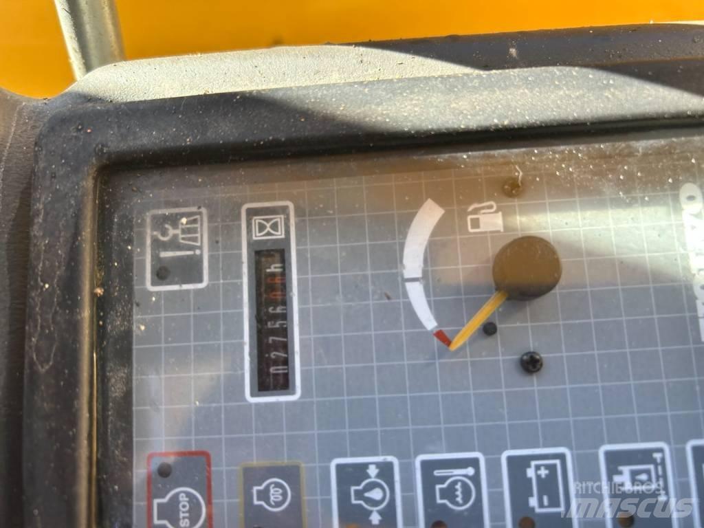 Volvo EC 25 小型挖土機/掘鑿機<7t(小型挖掘機)