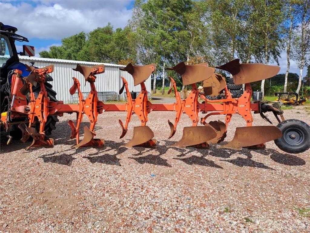 Kuhn VM 152 5T 犁