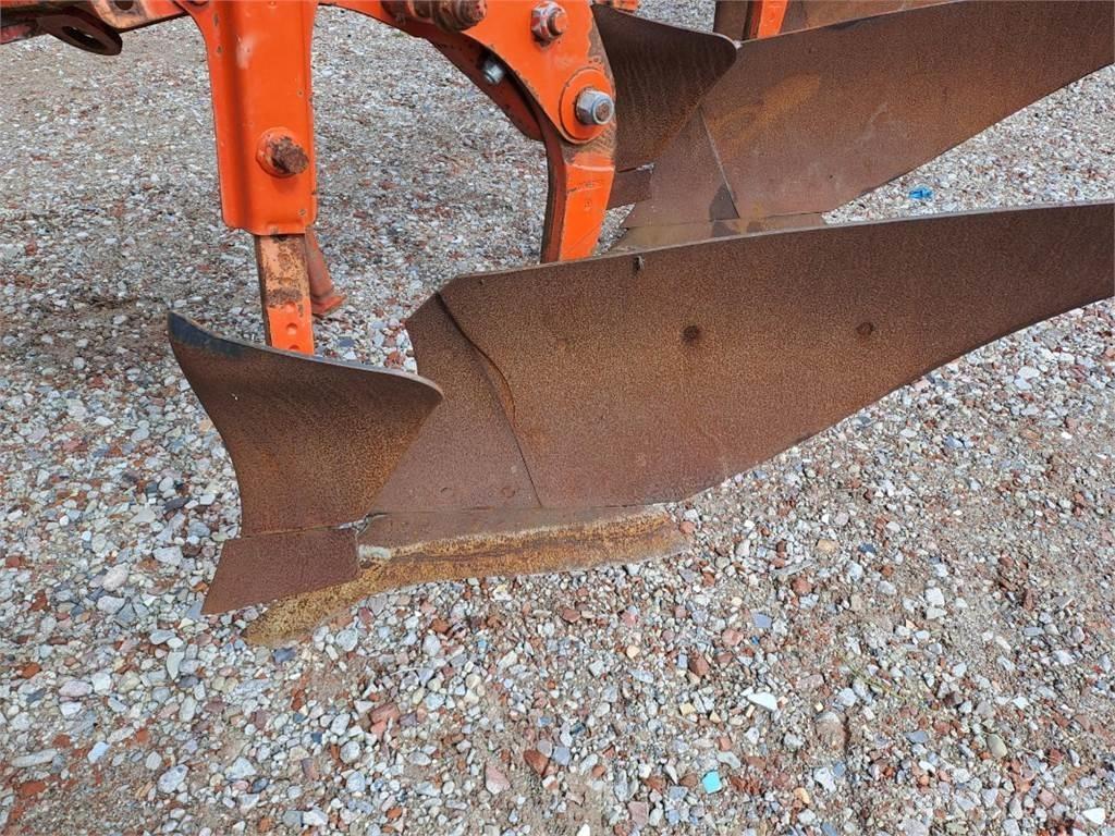 Kuhn VM 152 5T 犁