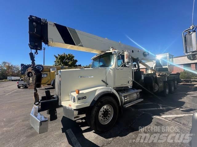 National Crane 1800 履帶式起重機