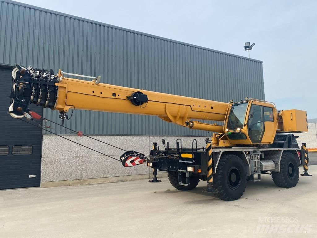 Grove RT 550 E 全路面起重機/吊車
