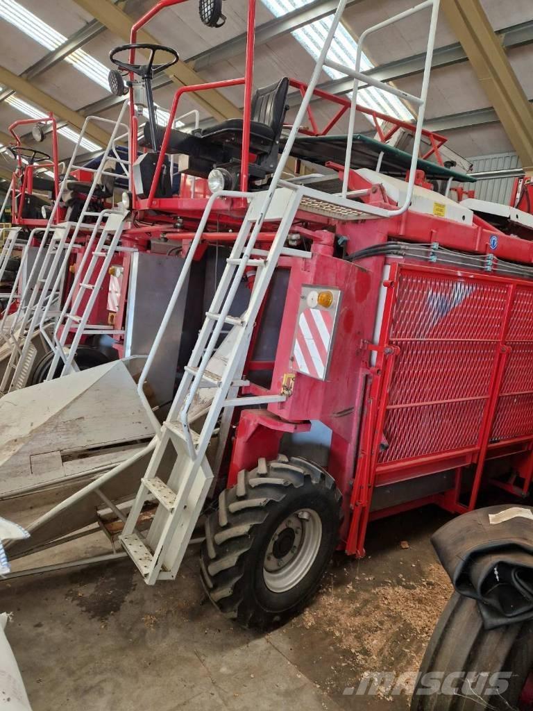  JOONAS 1500 聯合收穫機