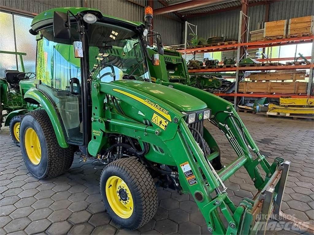 John Deere 3320 曳引機