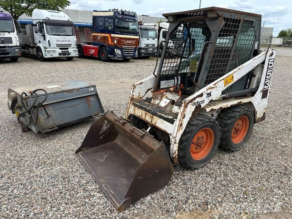 Bobcat 553 滑移轉向裝載機