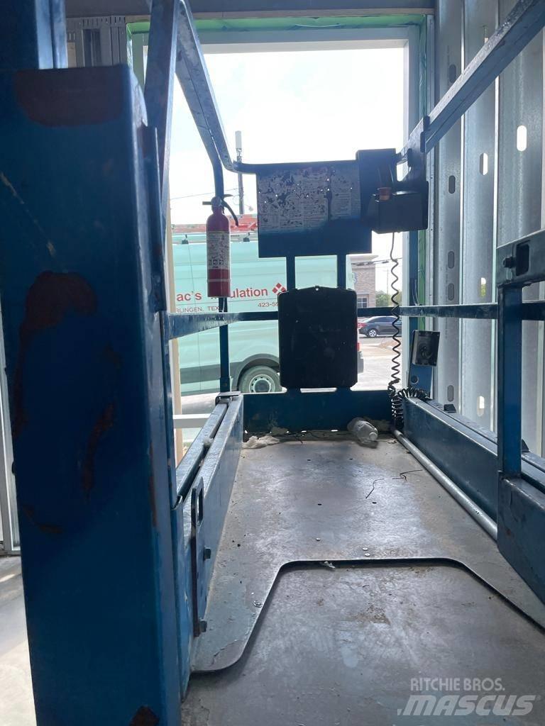 Genie GS 1930 剪式升降機