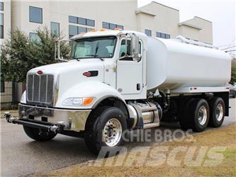 Peterbilt 348 水車