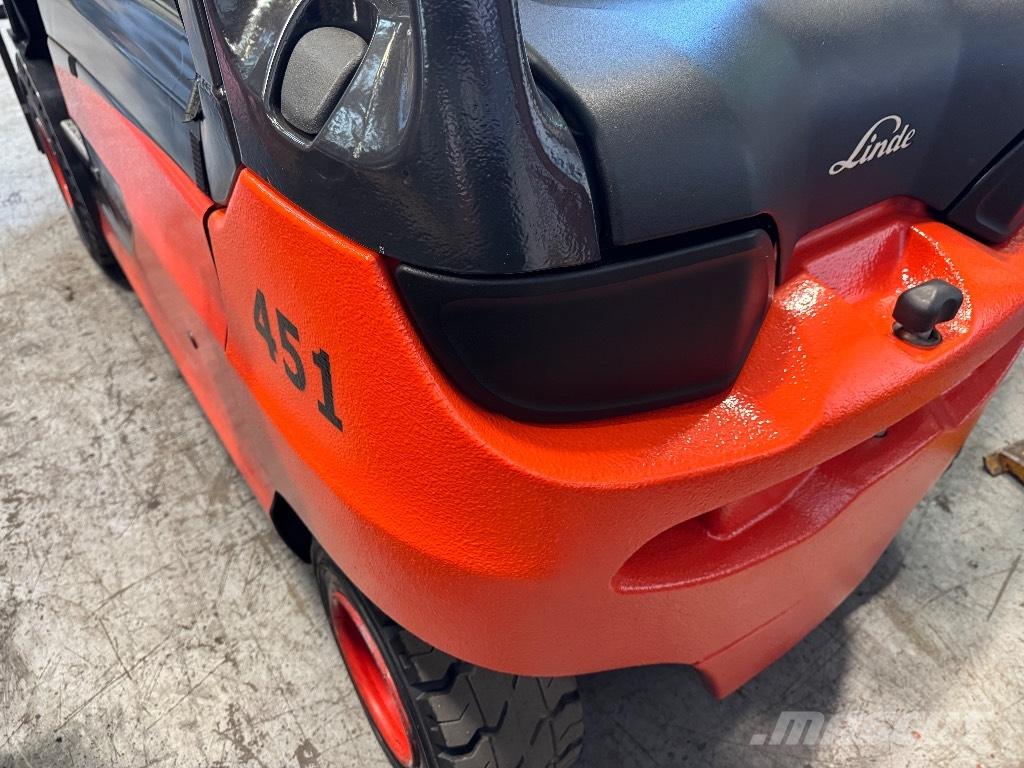 Linde E 30 電動堆高機