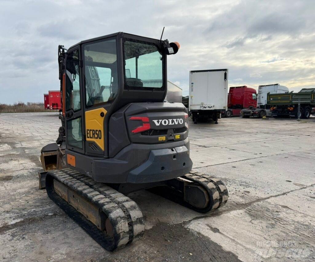 Volvo ECR50F 小型挖土機/掘鑿機<7t(小型挖掘機)