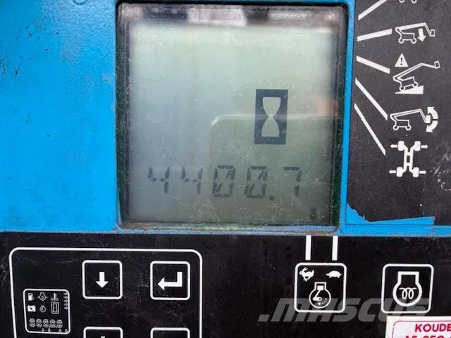 Genie ZX135/70 曲臂高空作業車