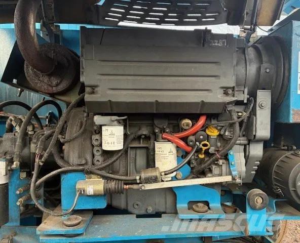 Genie ZX135/70 曲臂高空作業車