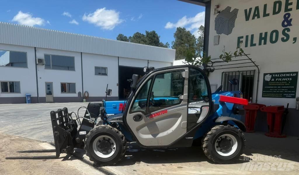 Manitou MT 625 伸縮臂操作車