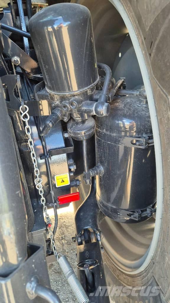 Deutz-Fahr 7250 TTV 曳引機