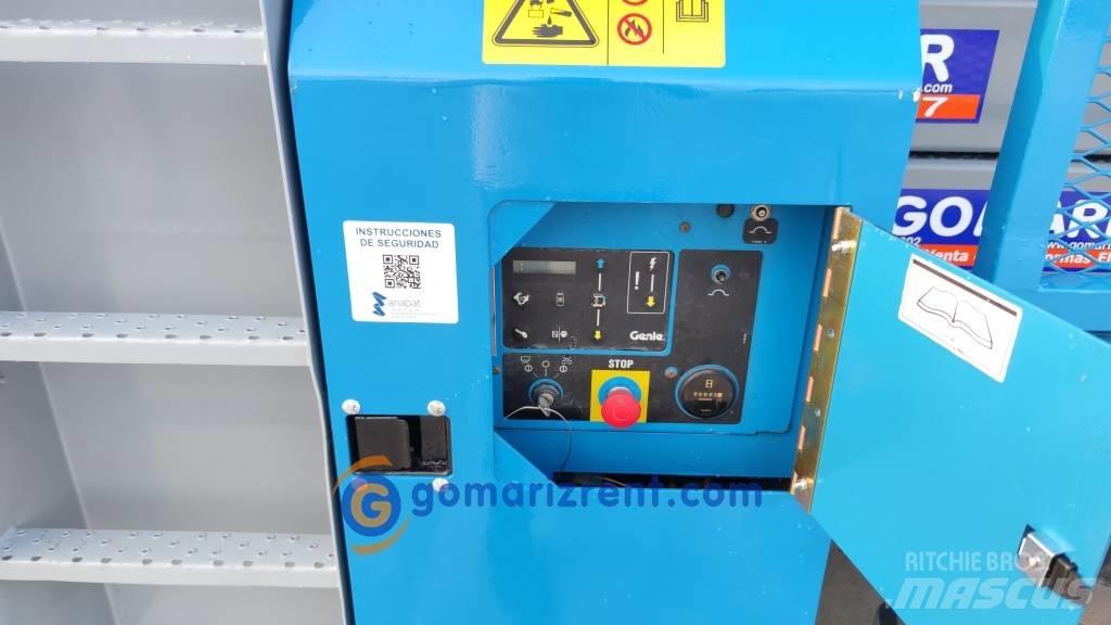 Genie GS 4390 RT 剪式升降機