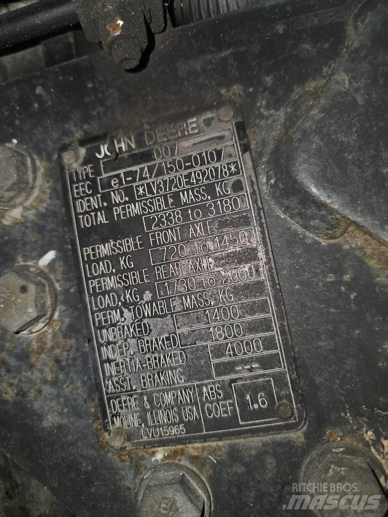 John Deere 3720 曳引機