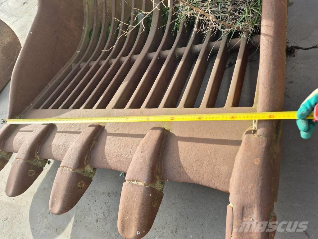 Pladdet Tandenbak 鏟斗