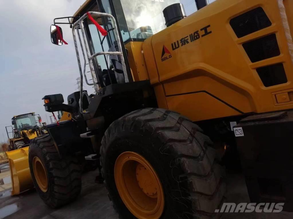 Lingong 956F 輪胎式裝載機