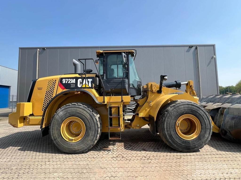 CAT 972M XE 輪胎式裝載機