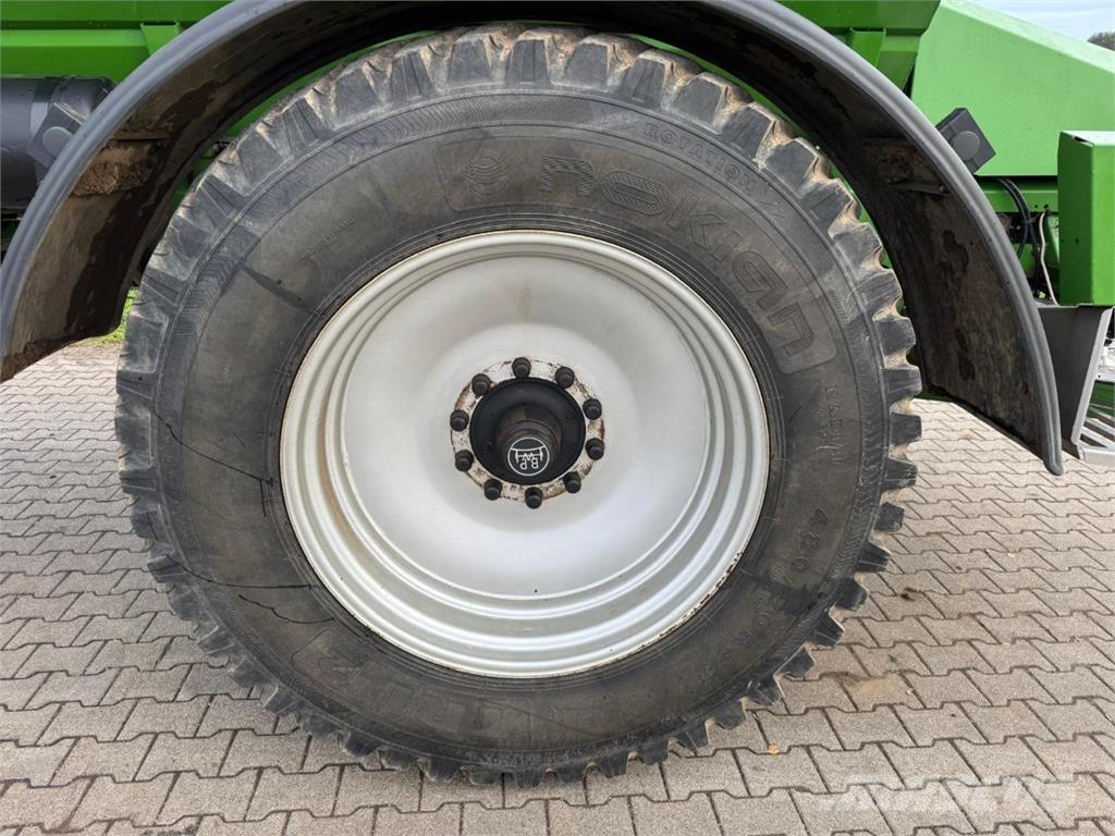 Amazone ZG-B 8200 礦物撒布機