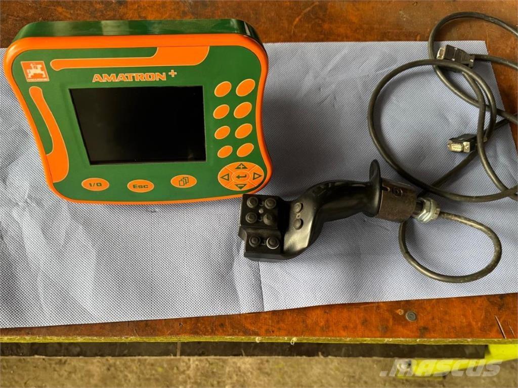 Amazone ZG-B 8200 礦物撒布機