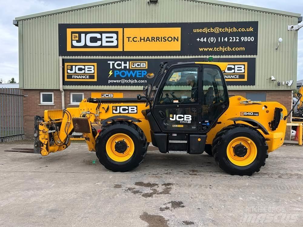 JCB 540V140 伸縮臂操作車