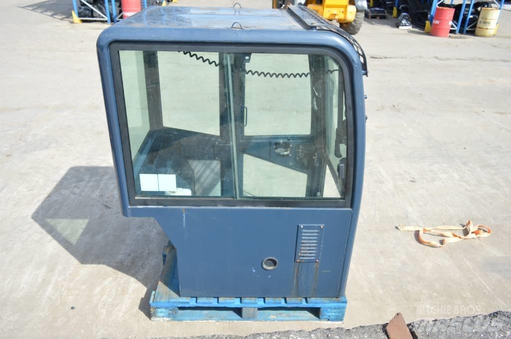 Hanix H 22 cab 小型挖土機/掘鑿機<7t(小型挖掘機)