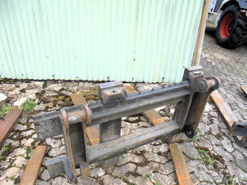 Terex TL 100 輪胎式裝載機