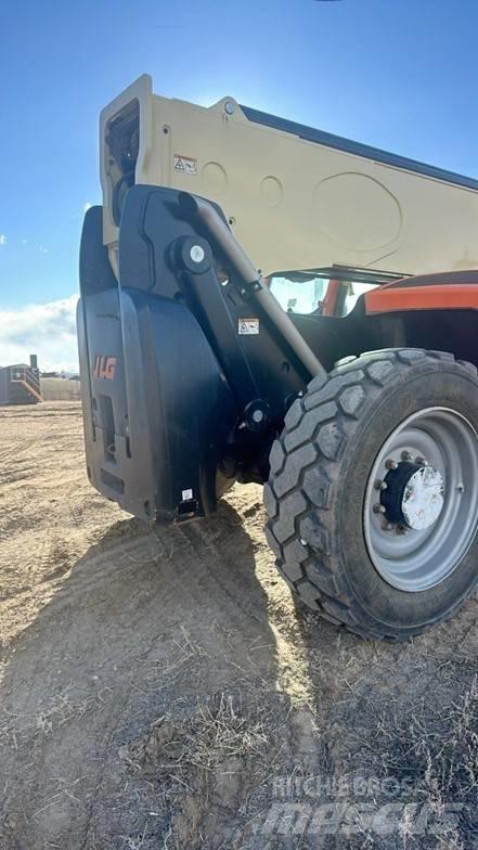 JLG 1255 伸縮臂操作車