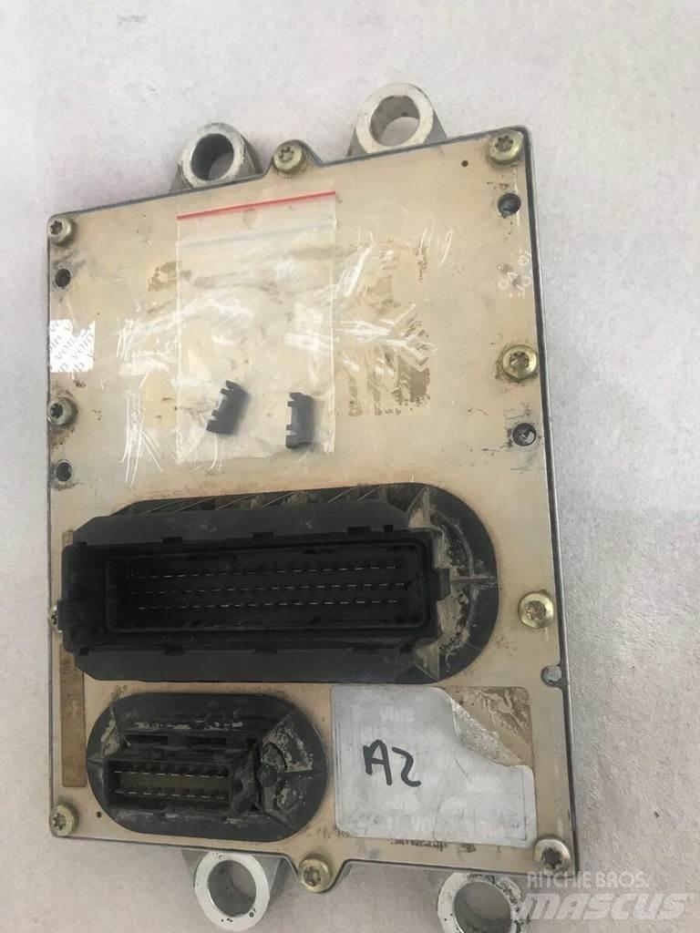 Mercedes-Benz ECU 電子設備