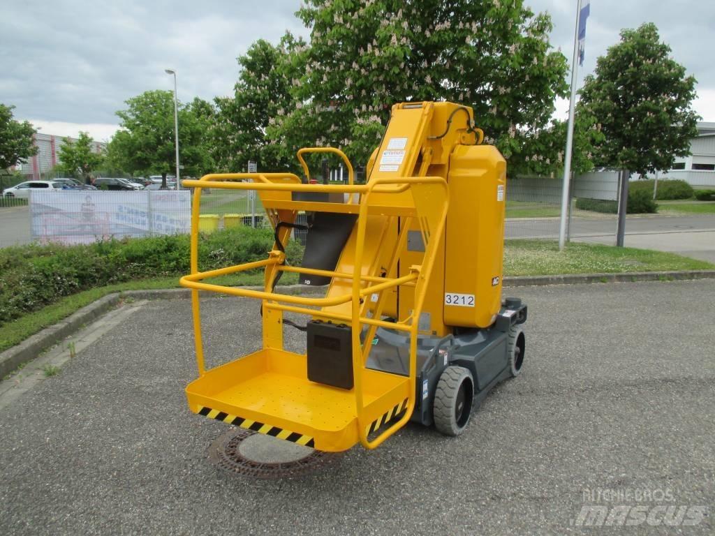 Haulotte Star 10 緊湊型自走式伸縮臂式升降機