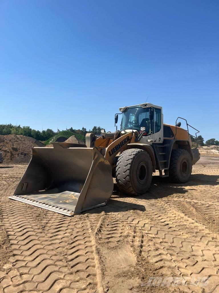 Liebherr L 576 輪胎式裝載機