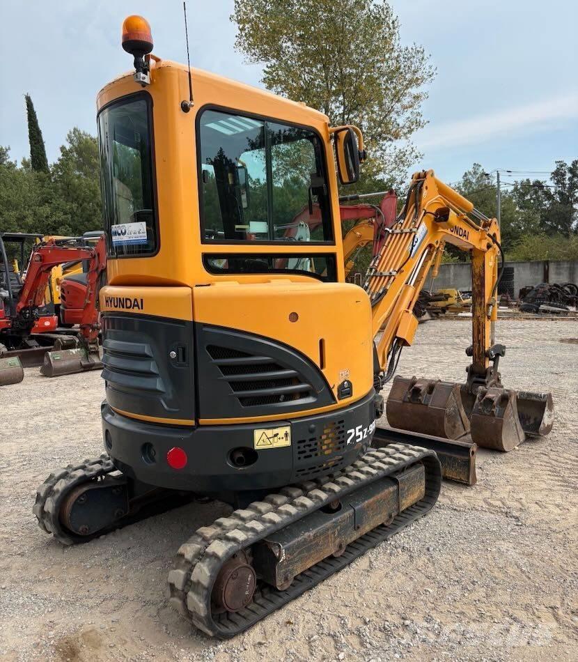 Hyundai R25Z-9 AK 小型挖土機/掘鑿機<7t(小型挖掘機)