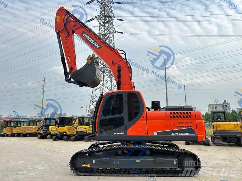 Doosan DX 225 LC-9C 履帶式 挖土機/掘鑿機/挖掘機