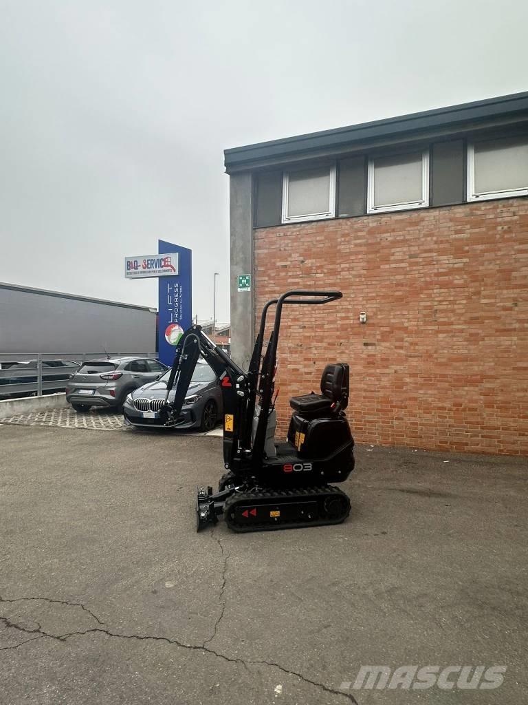 Wacker Neuson 803 小型挖土機/掘鑿機<7t(小型挖掘機)