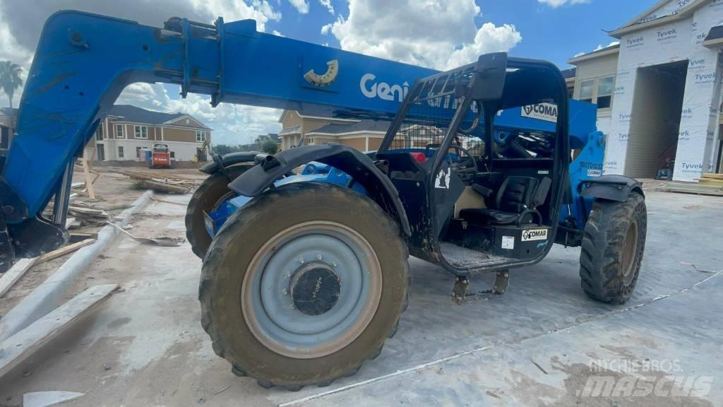 Genie GTH 844 伸縮臂操作車