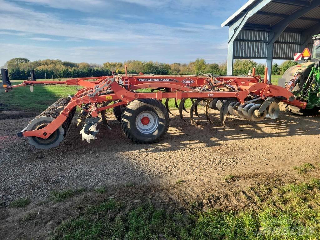 Kuhn PERFORMER 4000 中耕管理機