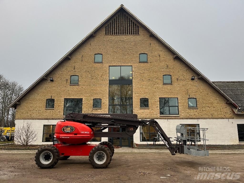 Manitou 160 ATJ 曲臂高空作業車