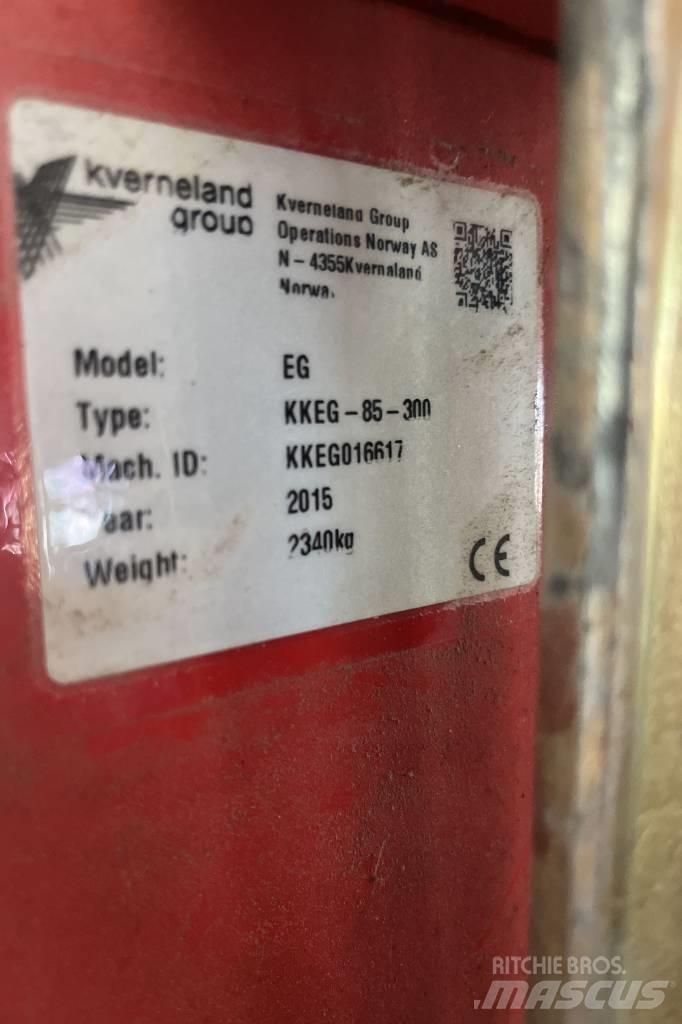 Kverneland EG85 雙向犁
