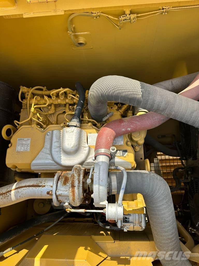 CAT CAT320GC 中型挖土機/掘鑿機/挖掘機 7t-12t