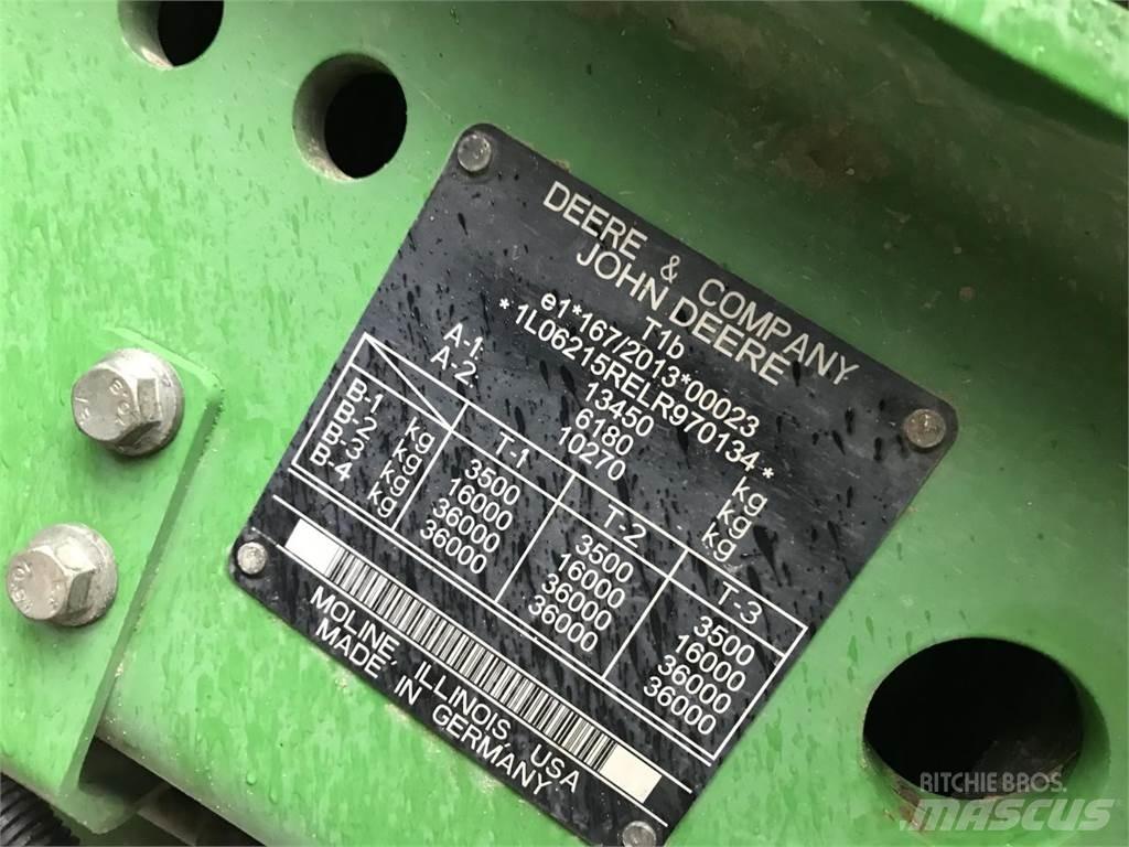 John Deere 6215R 曳引機