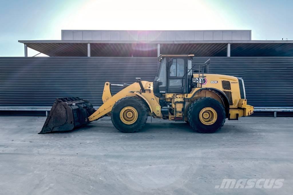 CAT 950M 輪胎式裝載機