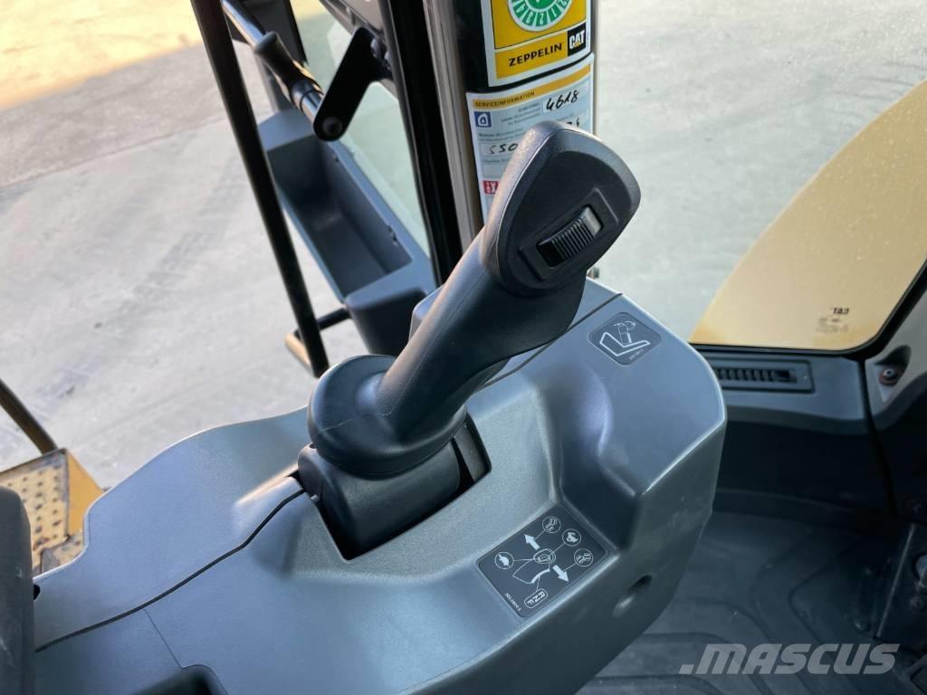 CAT 950M 輪胎式裝載機
