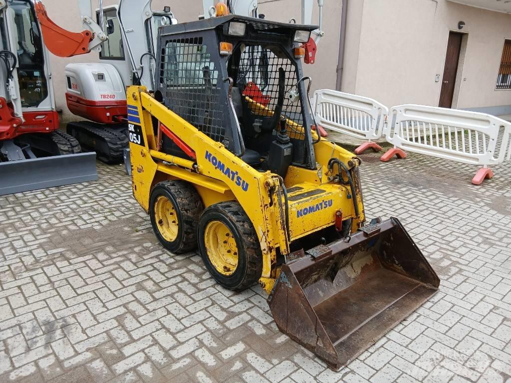 Komatsu SK 05 J 滑移轉向裝載機