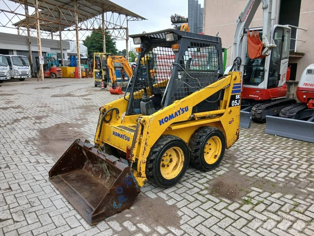 Komatsu SK 05 J 滑移轉向裝載機